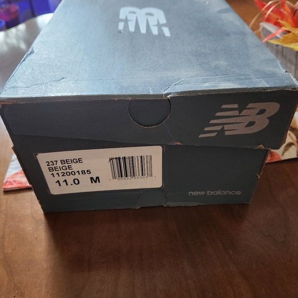 Men New Balance - Picture 4 of 8